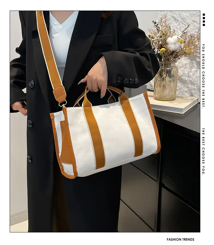2024 Women's White Black Striped Shoulder Crossbody Bag — feature 1