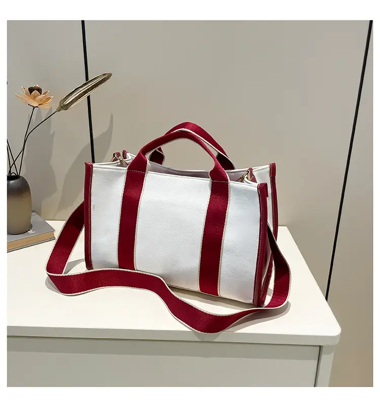 2024 Women's White Black Striped Shoulder Crossbody Bag — feature 32