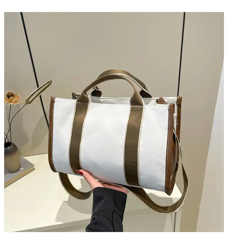 2024 Women's White Black Striped Shoulder Crossbody Bag — feature 34