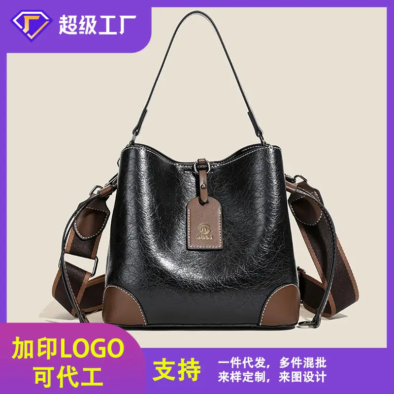 Brown Leather One-Shoulder Crossbody Bag for Women - Image 3
