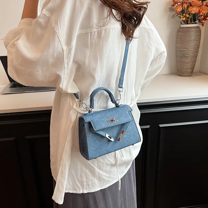 Women's Blue Leather Shoulder Bag 2025 Winter Trendy - Image 7