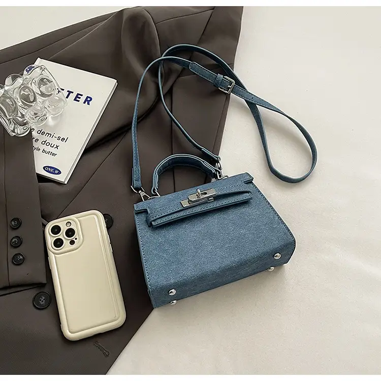 Women's Blue Leather Shoulder Bag 2025 Winter Trendy — feature 40