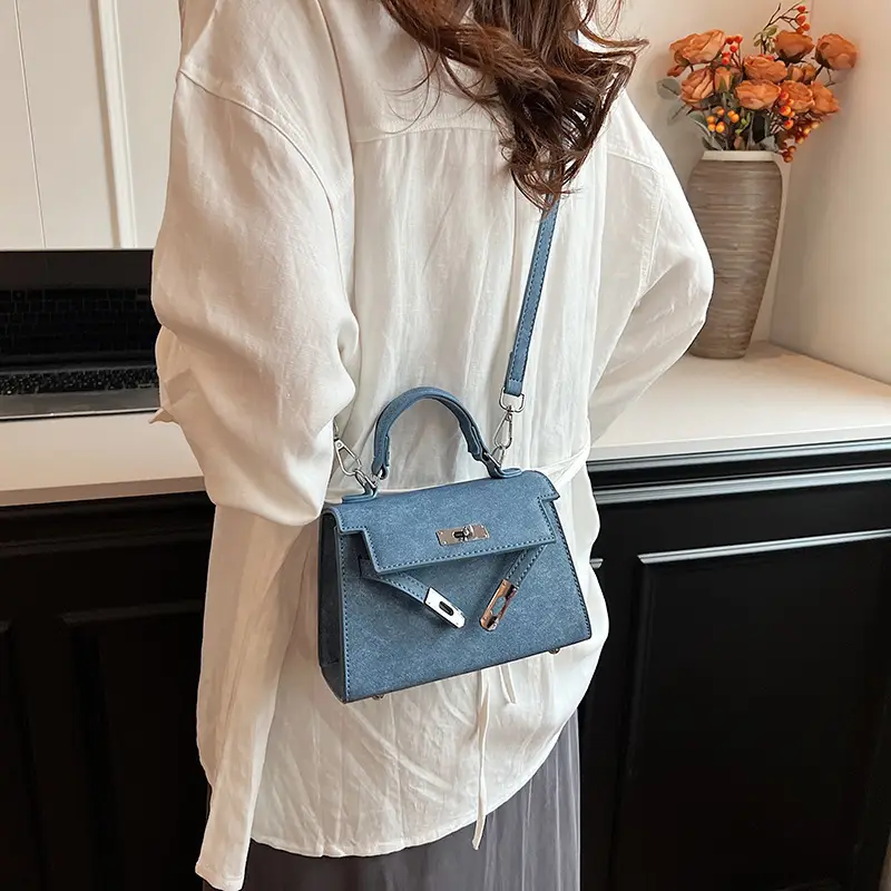 Women's Blue Leather Shoulder Bag 2025 Winter Trendy - Image 3