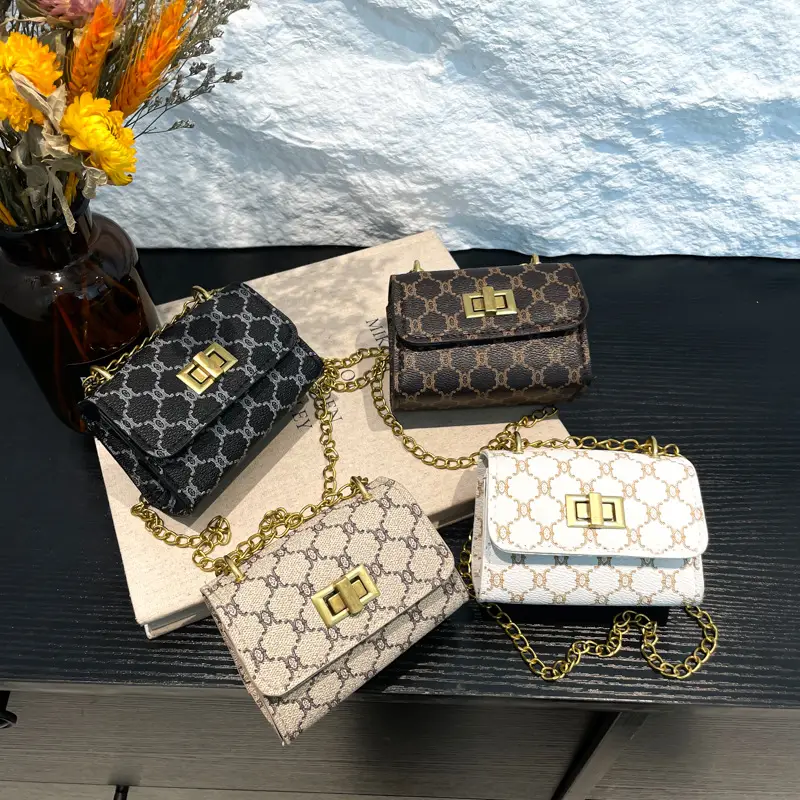 Women's Black Gold Chain Shoulder Bag Small Square Casual Fashion - Image 8