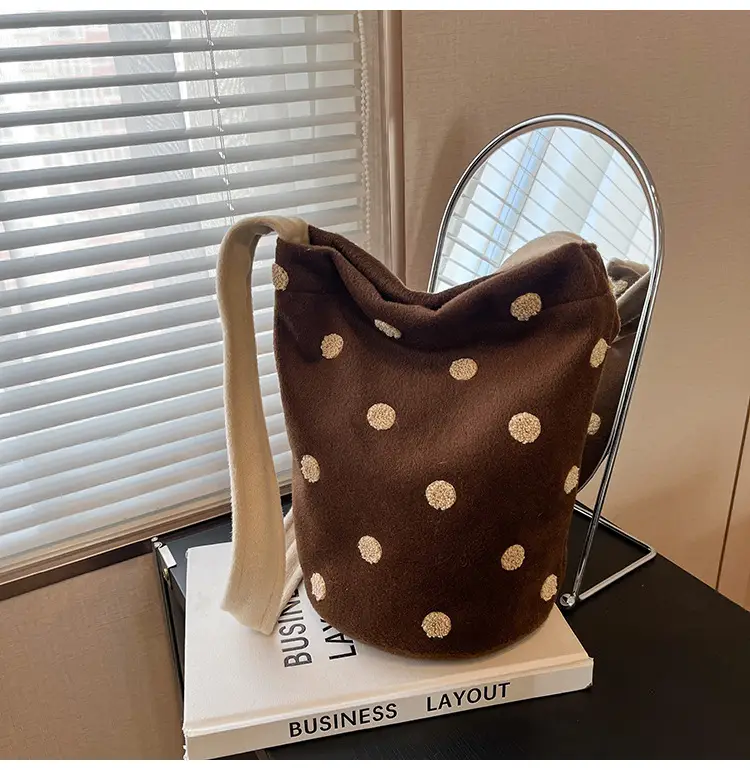 Women's Polka Dot Shoulder Bag Winter Commute Large — feature 16