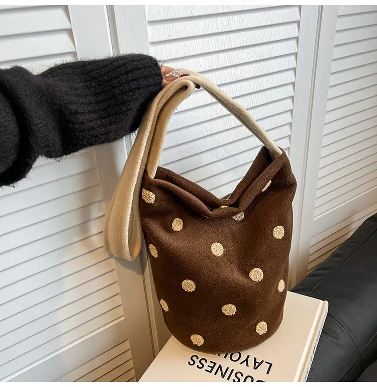Women's Polka Dot Shoulder Bag Winter Commute Large — feature 19