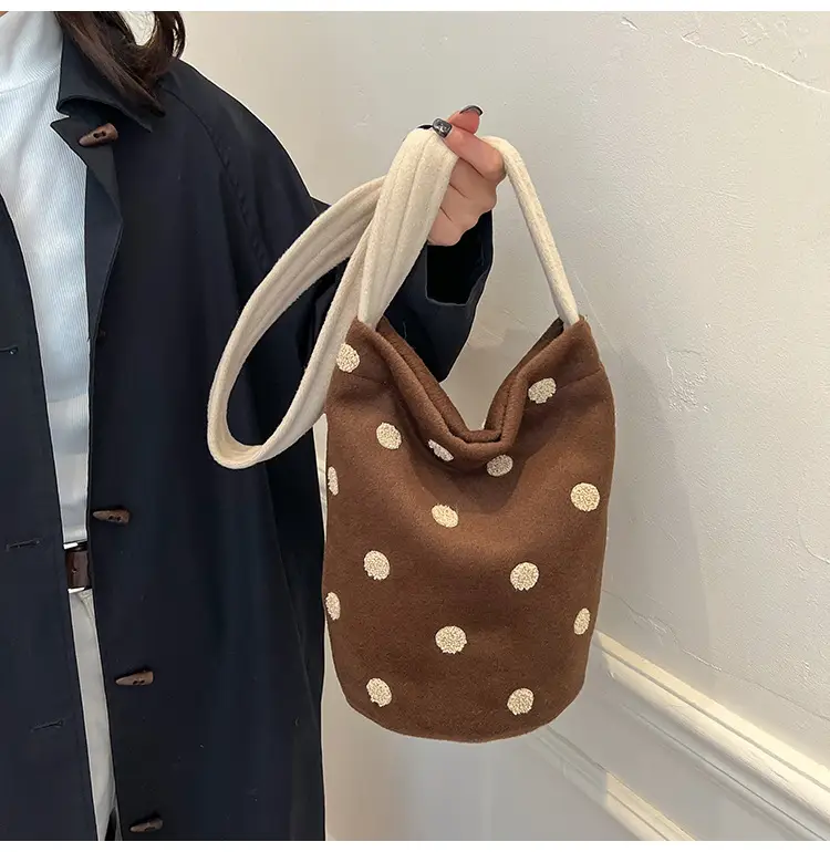 Women's Polka Dot Shoulder Bag Winter Commute Large — feature 20