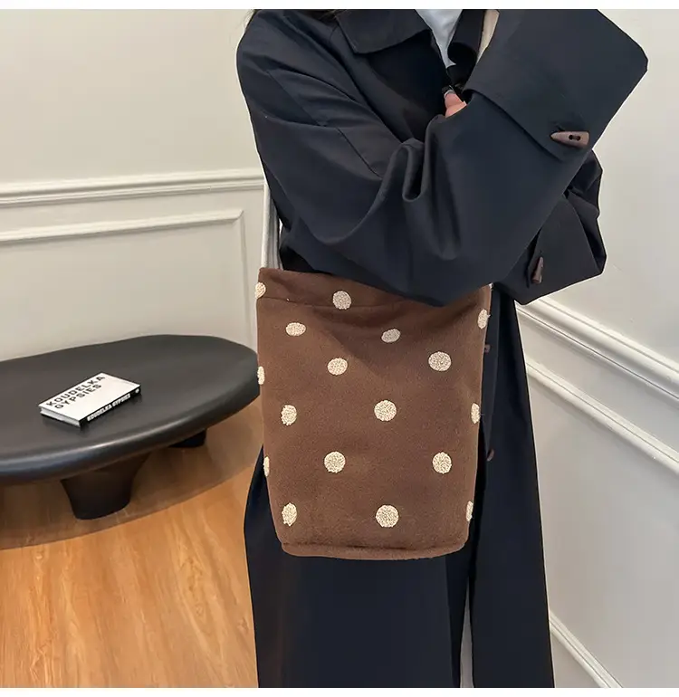 Women's Polka Dot Shoulder Bag Winter Commute Large — feature 22