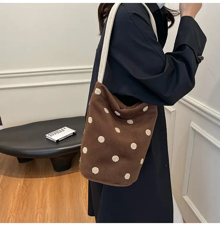 Women's Polka Dot Shoulder Bag Winter Commute Large — feature 27
