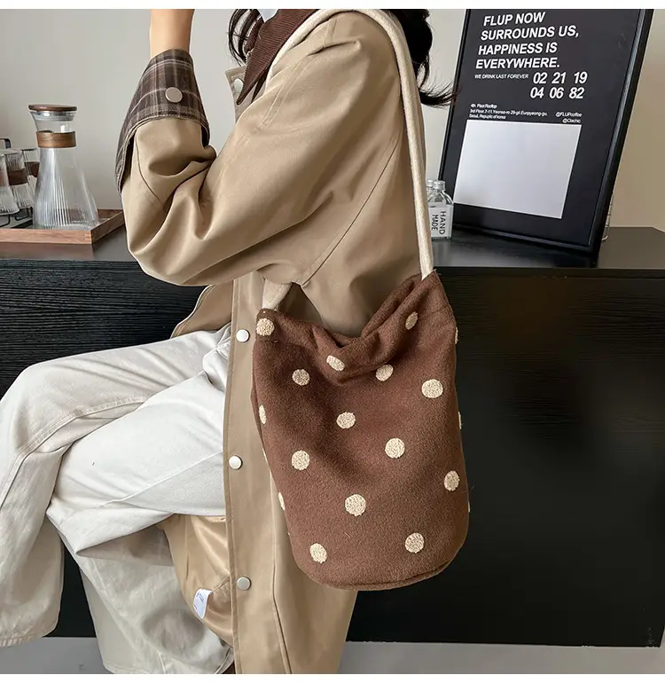 Women's Polka Dot Shoulder Bag Winter Commute Large — feature 29
