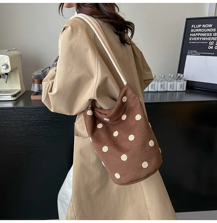 Women's Polka Dot Shoulder Bag Winter Commute Large — feature 31