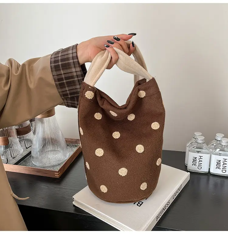 Women's Polka Dot Shoulder Bag Winter Commute Large — feature 32