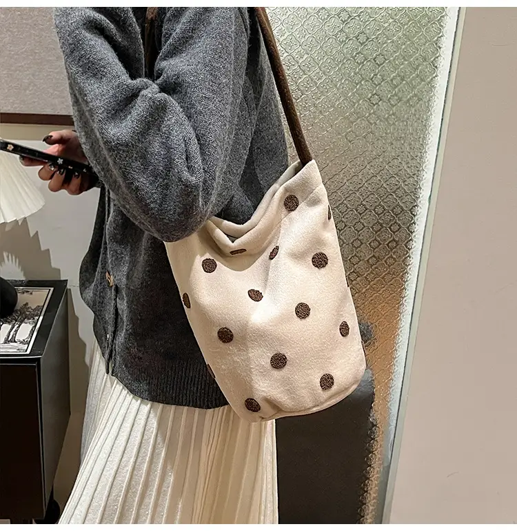 Women's Polka Dot Shoulder Bag Winter Commute Large — feature 38