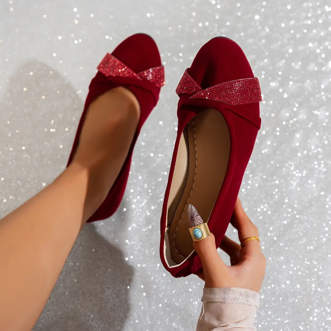 Round Head Flat 2025 New Arrival plus size Fashion Single Shoes Women's Rhinestone Shallow Mouth Slip-on Mom Shoes Casual Shoes — feature 11