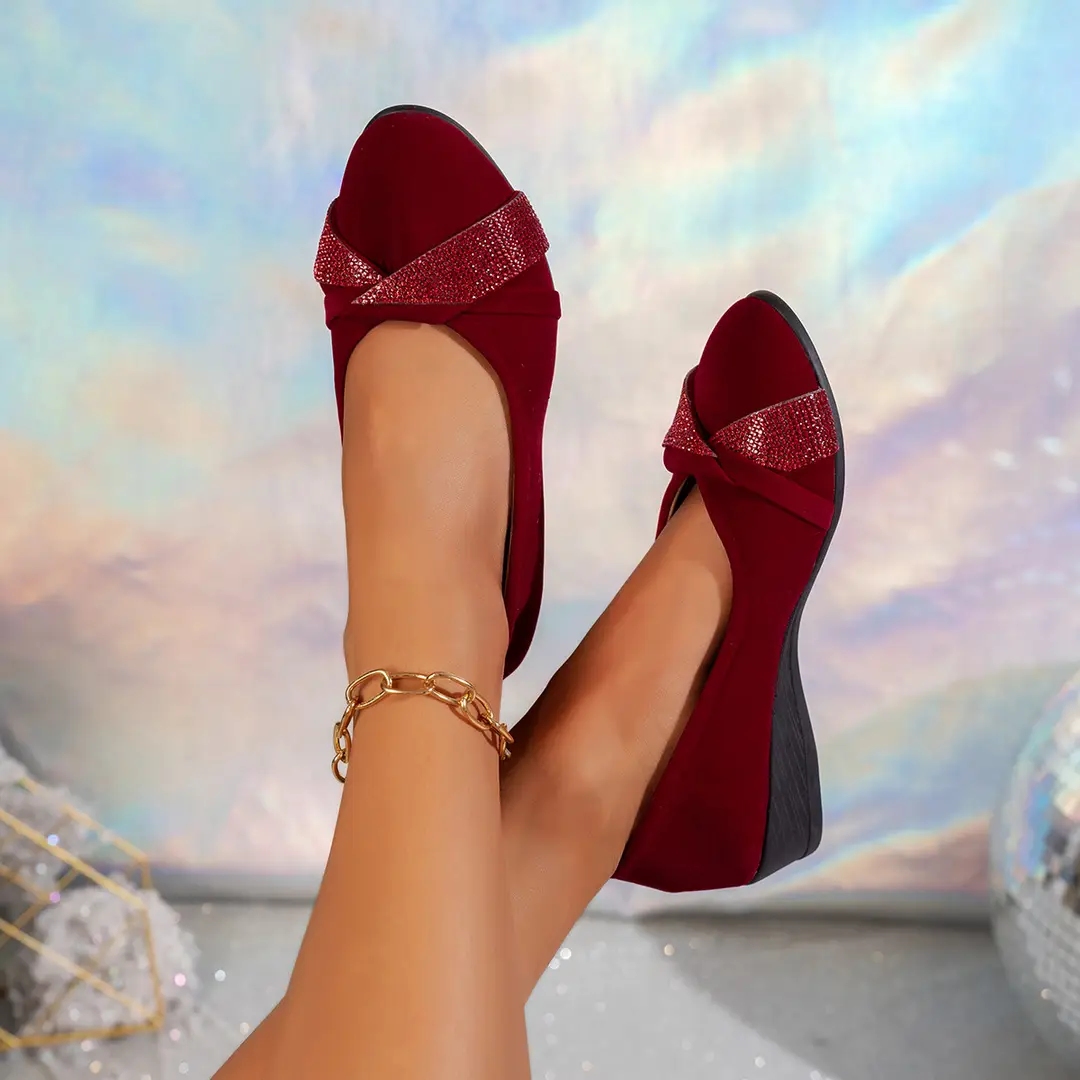 Round Head Flat 2025 New Arrival plus size Fashion Single Shoes Women's Rhinestone Shallow Mouth Slip-on Mom Shoes Casual Shoes — feature 12