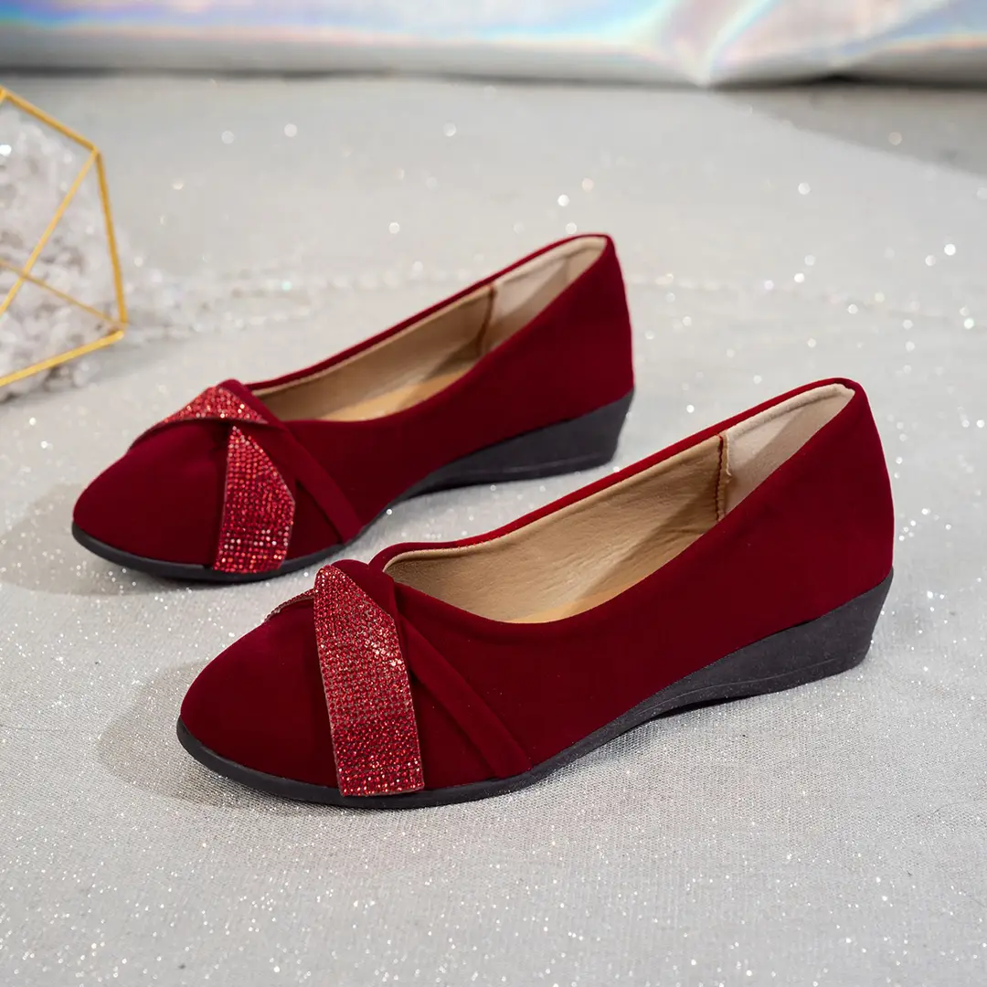 Round Head Flat 2025 New Arrival plus size Fashion Single Shoes Women's Rhinestone Shallow Mouth Slip-on Mom Shoes Casual Shoes — feature 15