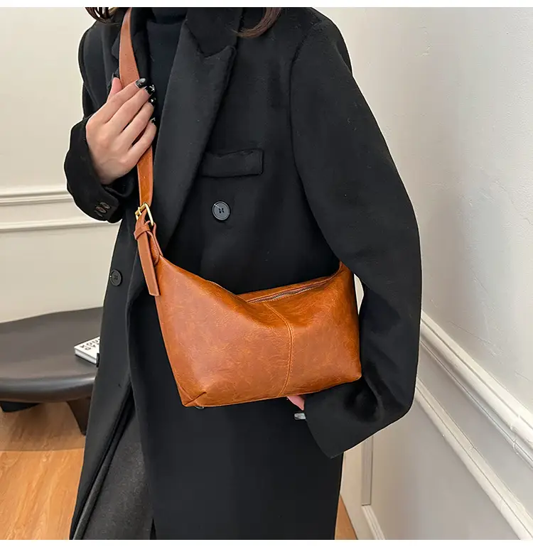 Women's Retro Brown Shoulder Crossbody Bag 2024 — feature 14