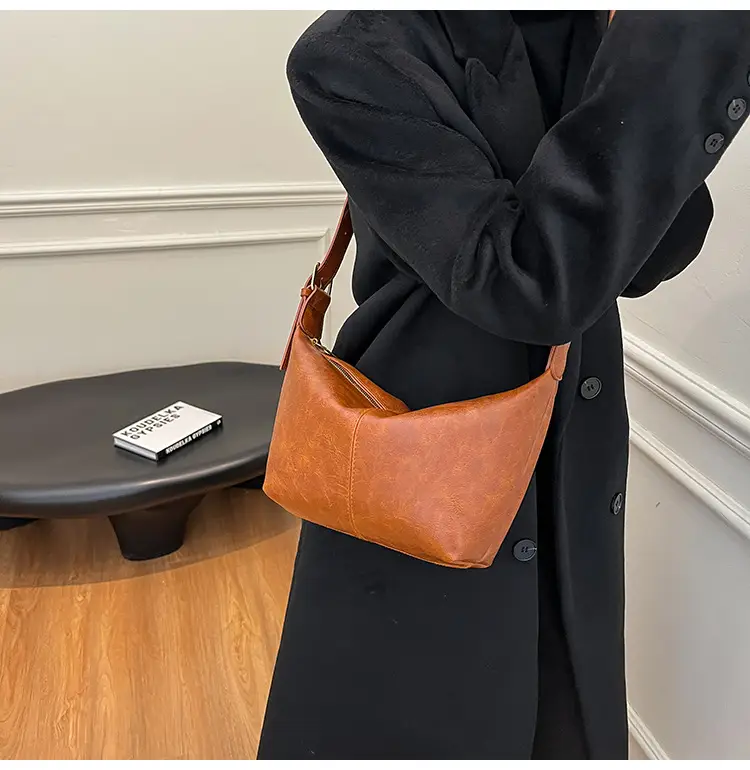 Women's Retro Brown Shoulder Crossbody Bag 2024 — feature 16