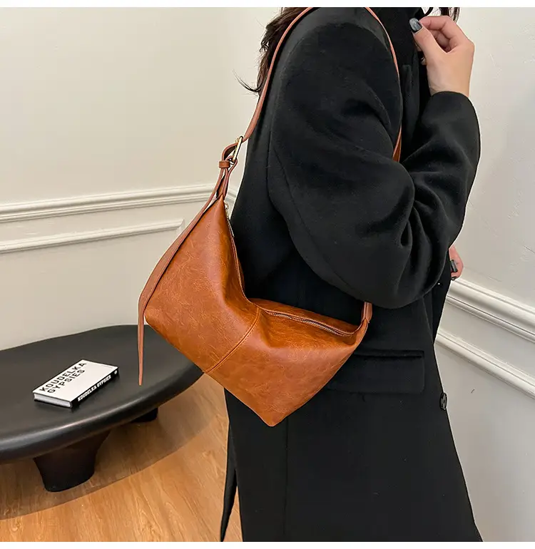 Women's Retro Brown Shoulder Crossbody Bag 2024 — feature 17