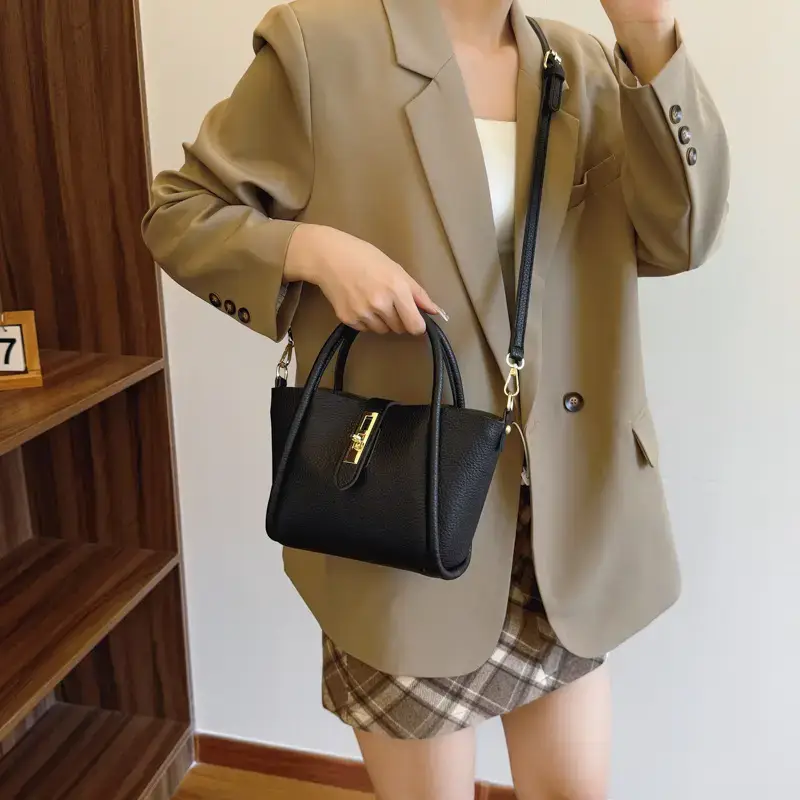 Women's 2024 Winter Brown Leather Shoulder Bag with Logo - Image 7