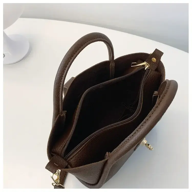Women's 2024 Winter Brown Leather Shoulder Bag with Logo — feature 5