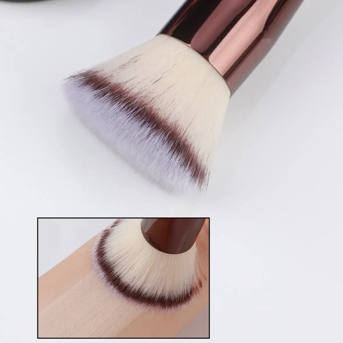 Double Head Makeup Brushes for Foundation & Contouring — feature 9