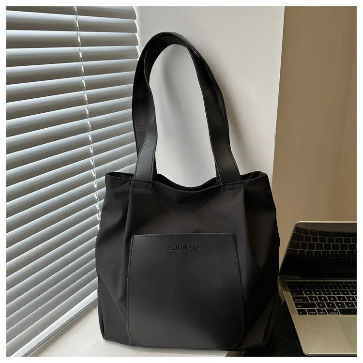 Women's Light Grey Shoulder Bag 2024 — feature 14