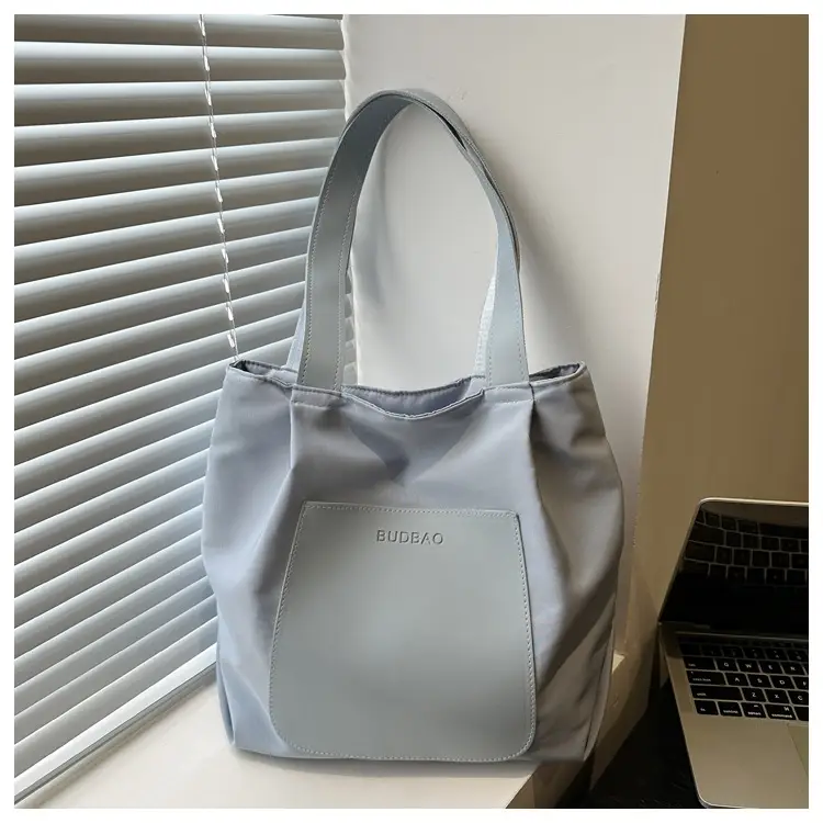 Women's Light Grey Shoulder Bag 2024 — feature 17