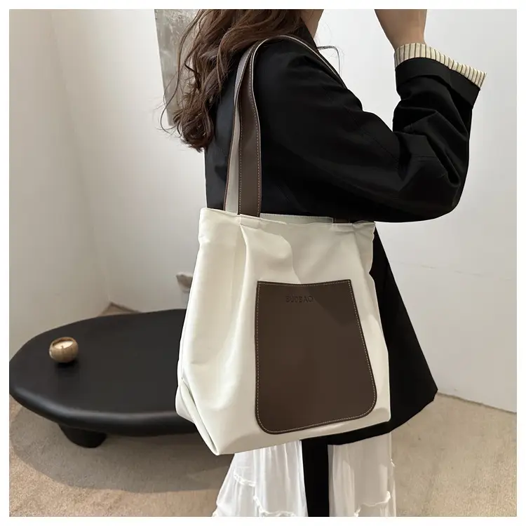Women's Light Grey Shoulder Bag 2024 — feature 9
