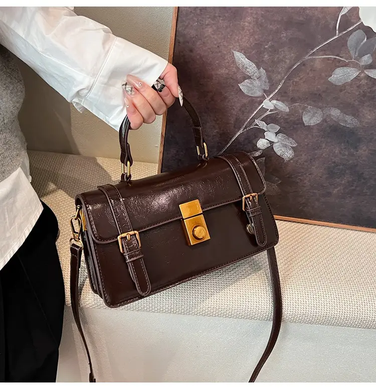 Women's Retro Crossbody Bag Brown 2025 — feature 26