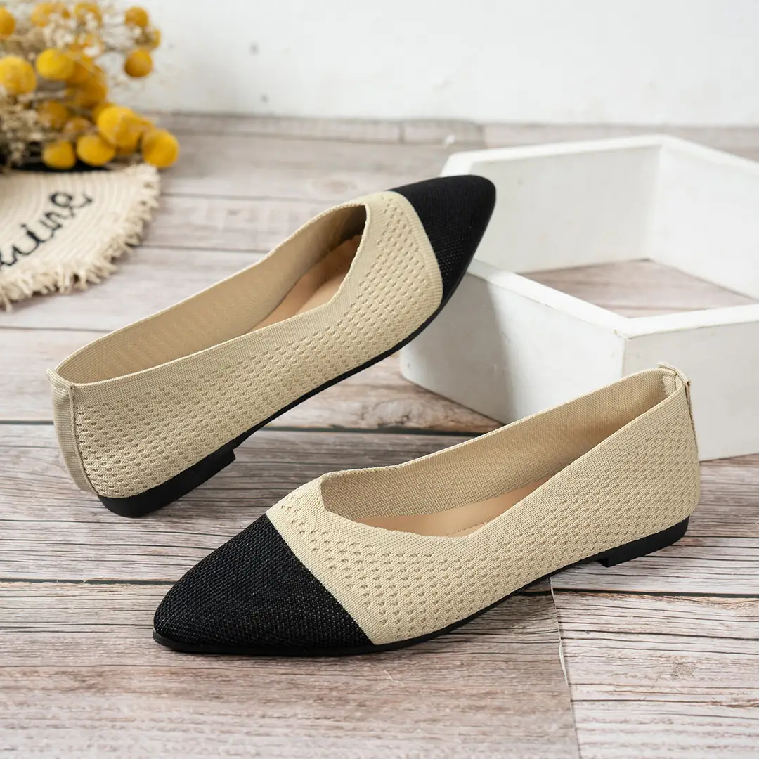 Color-Blocked 2025 New European and American Style Large Size Pointed Toe Flat Shoes Women's Knit Shoes Casual Shoes Women's Shoes Versatile Casual Shoes - Image 2