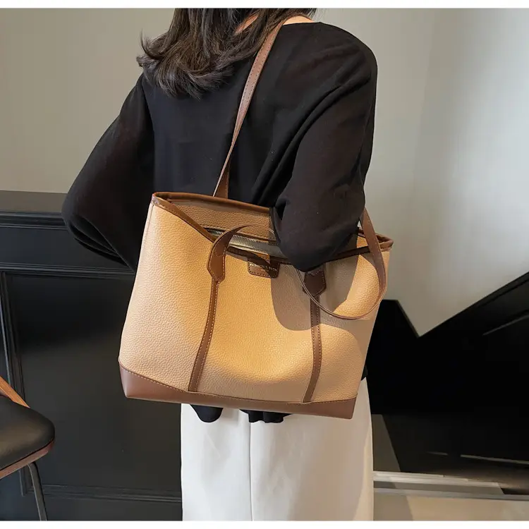 Women's Large Capacity Shoulder Bag Brown Leather Casual Tote — feature 24