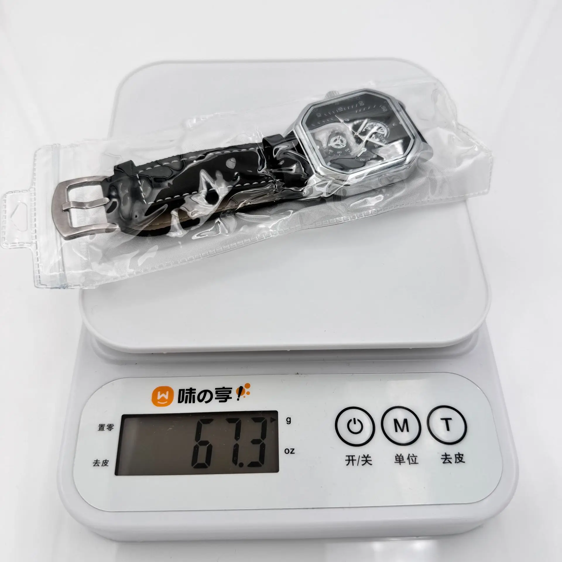 Men's Square Steel Band Waterproof Quartz Watch with Calendar — feature 10