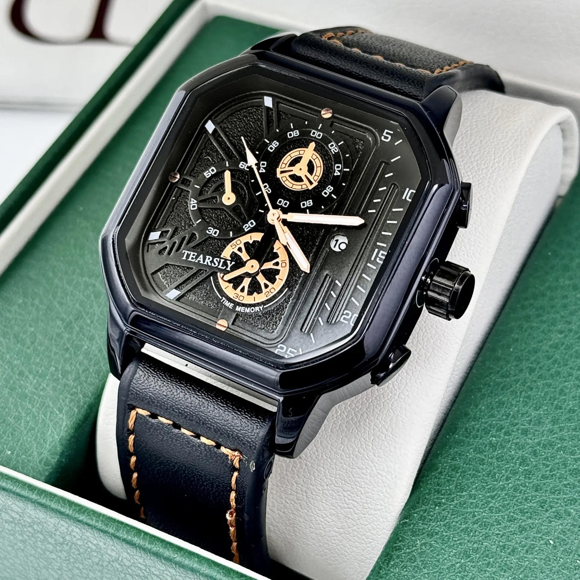 Men's Square Steel Band Waterproof Quartz Watch with Calendar — feature 16