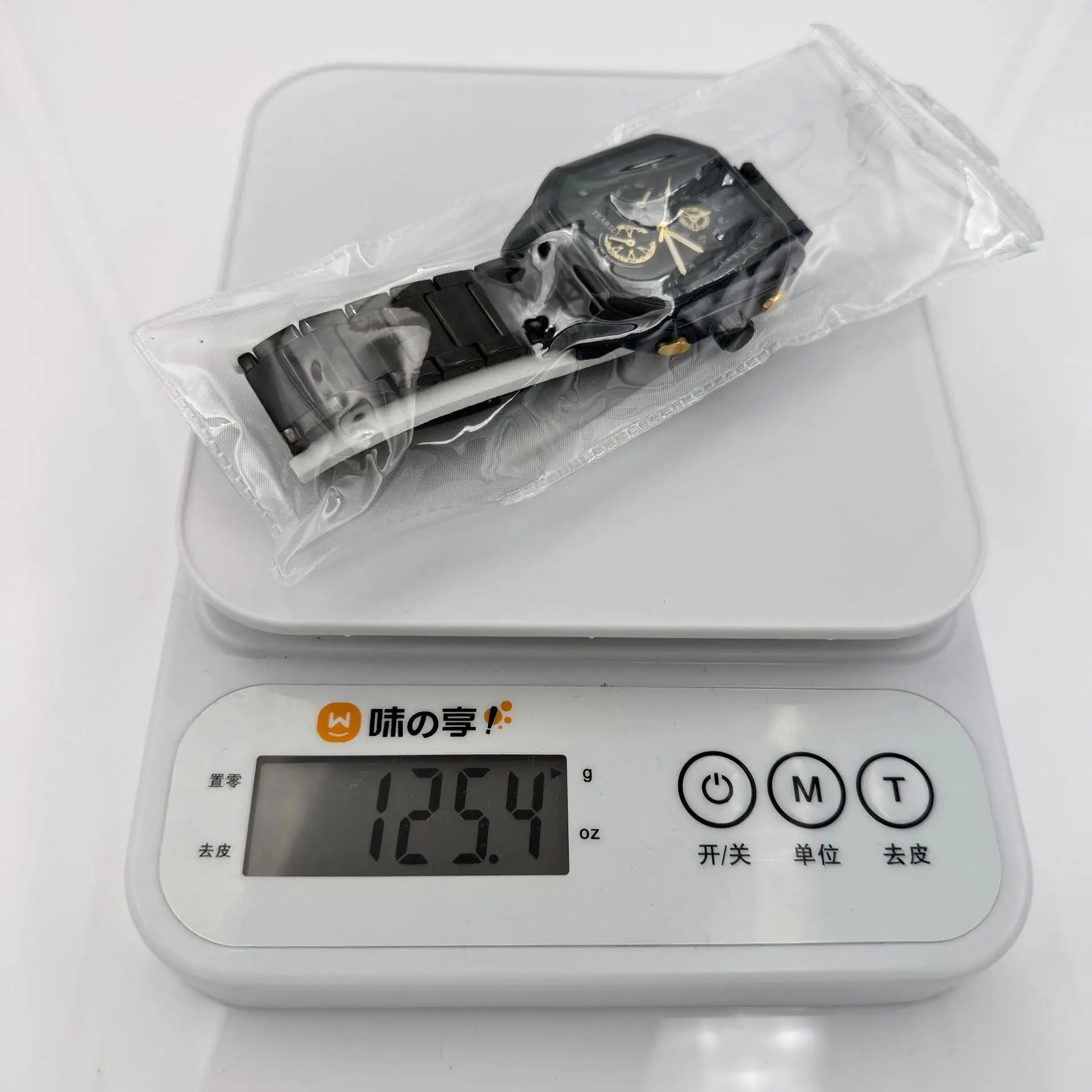 Men's Square Steel Band Waterproof Quartz Watch with Calendar — feature 3