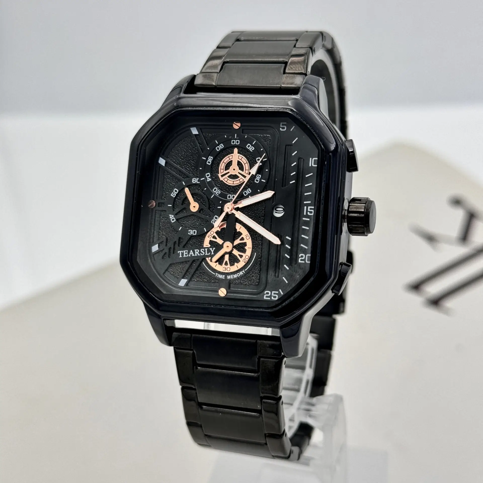 Men's Square Steel Band Waterproof Quartz Watch with Calendar — feature 8