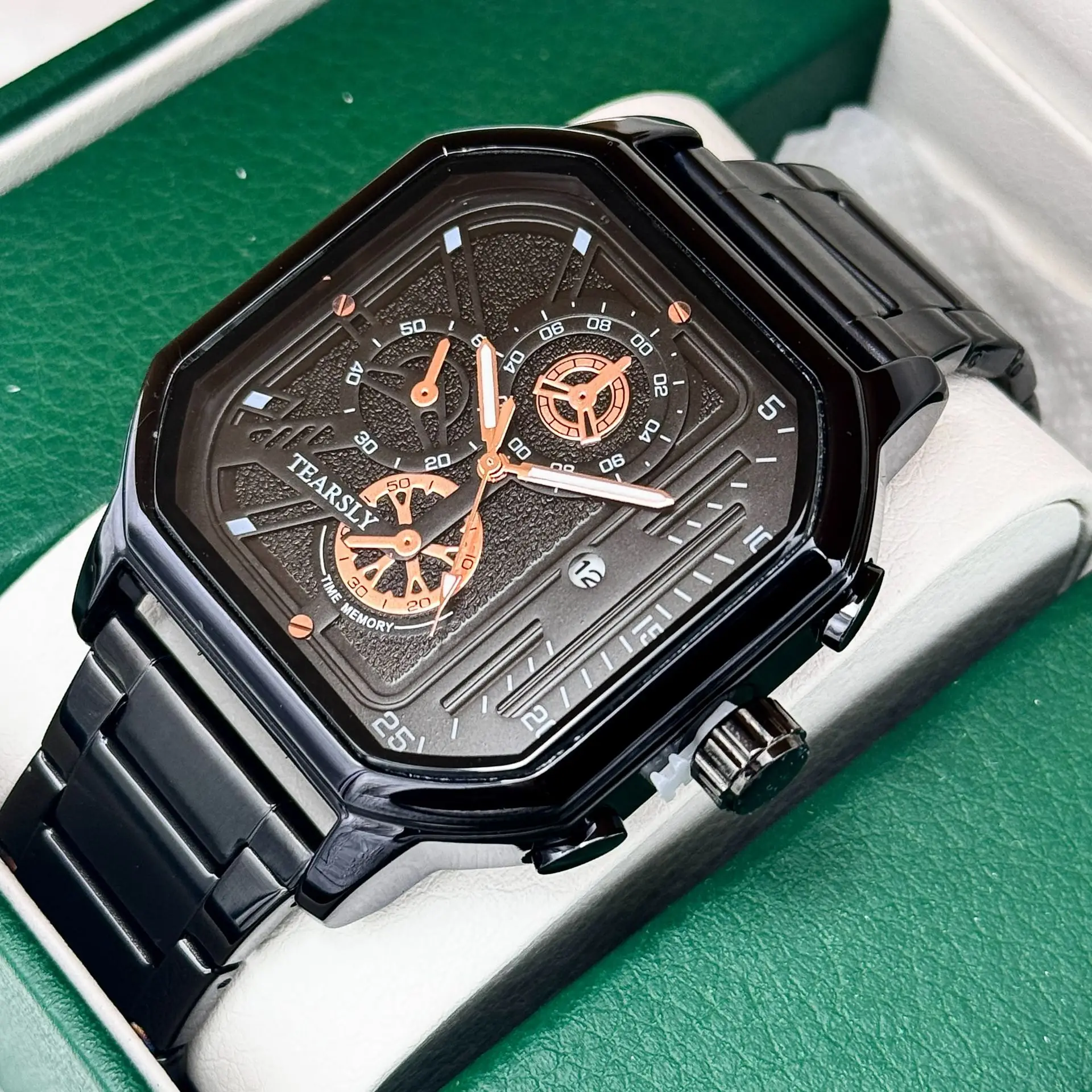 Men's Square Steel Band Waterproof Quartz Watch with Calendar — feature 9