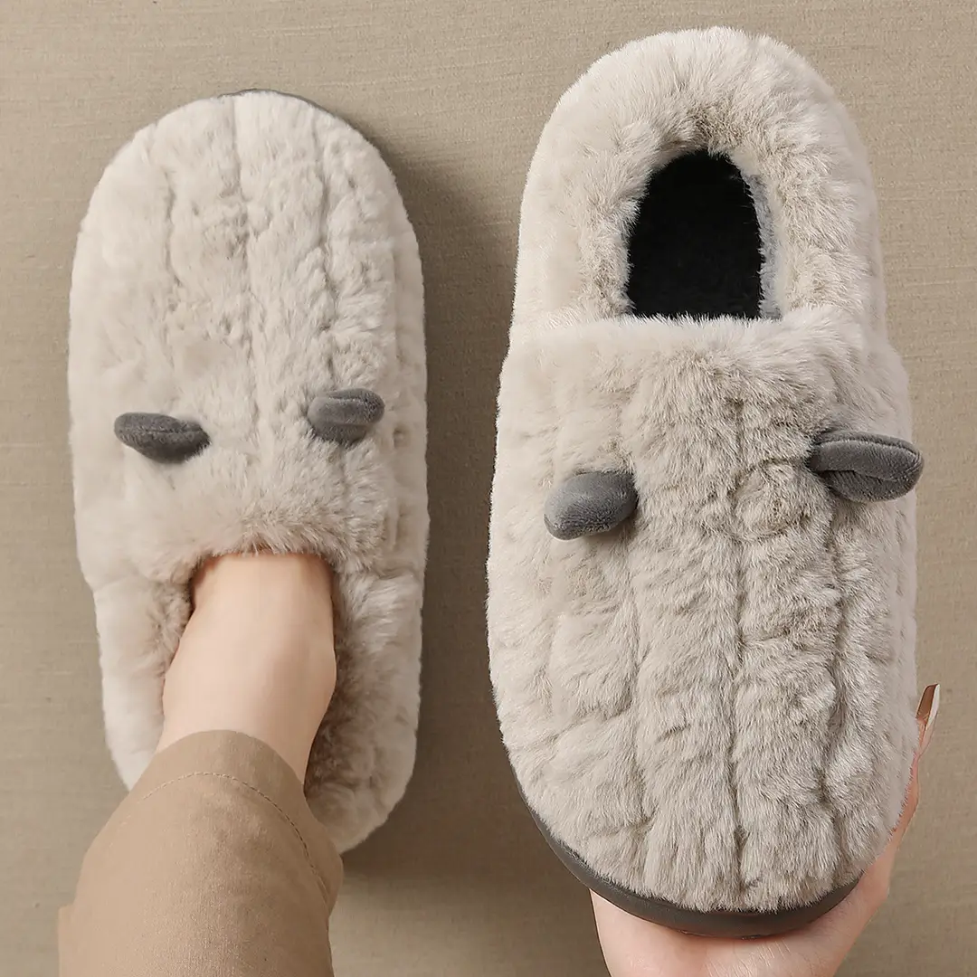 Cotton Slippers for Men in Winter with New Outer Wear for Home and Indoor Thick-Soled Warm Plush Cotton Shoes for Men Wholesale - Image 13