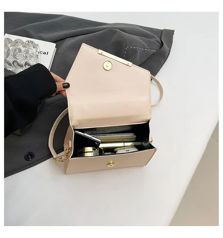 Small Square Grey Sparkle Leather Shoulder Bag — feature 14