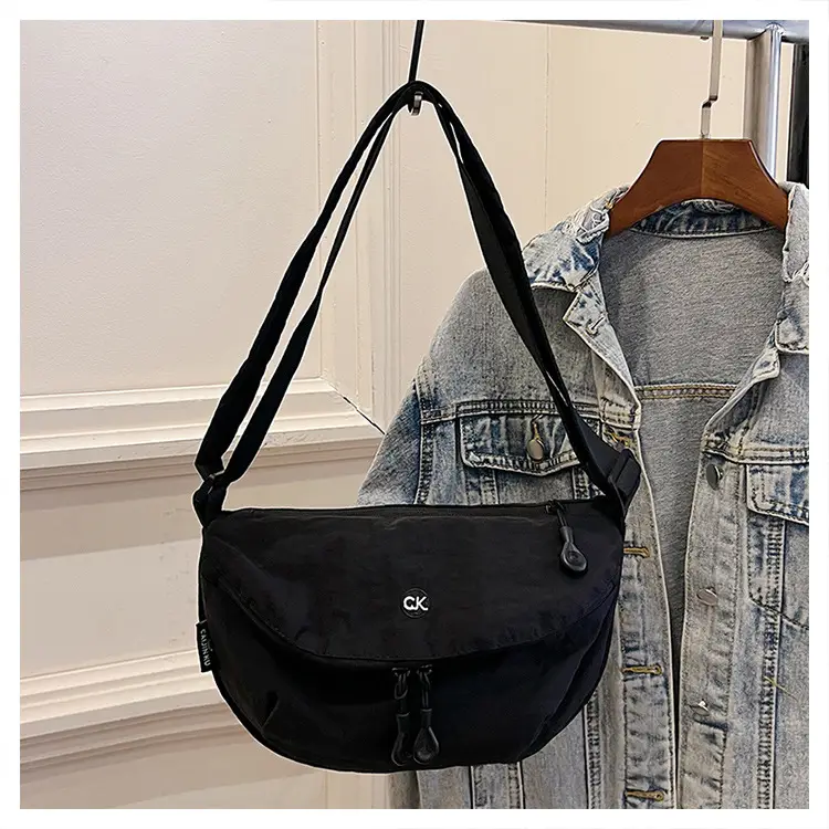 Ultra-light Portable Women's Shoulder Crossbody Bag Black — feature 30
