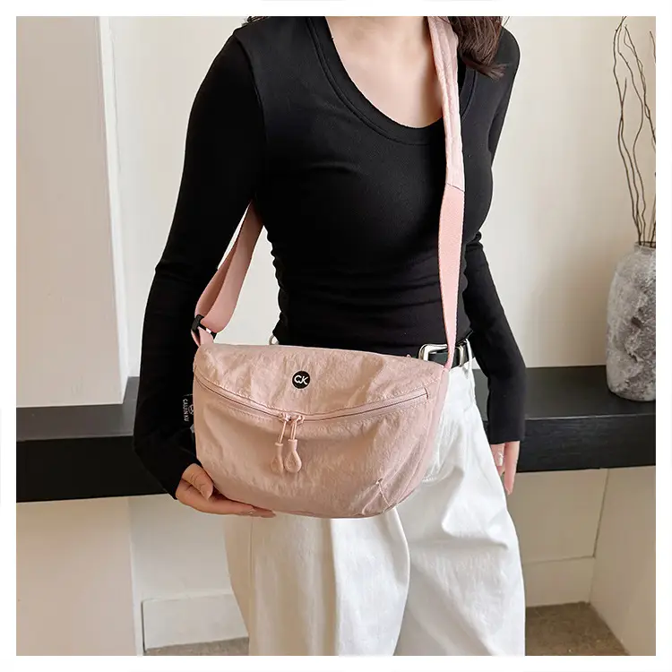 Ultra-light Portable Women's Shoulder Crossbody Bag Black — feature 34