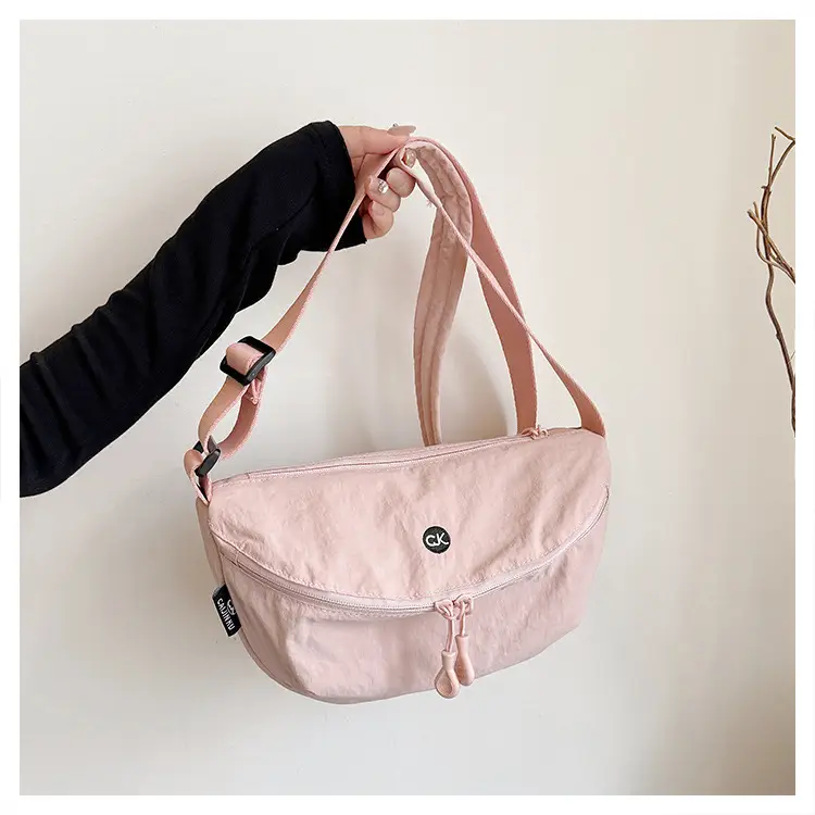 Ultra-light Portable Women's Shoulder Crossbody Bag Black — feature 36