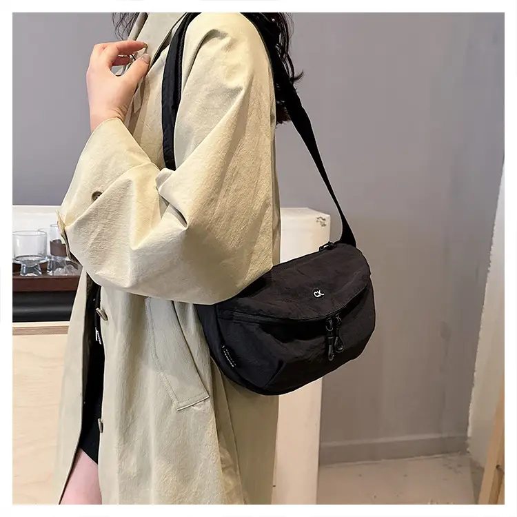 Ultra-light Portable Women's Shoulder Crossbody Bag Black — feature 43