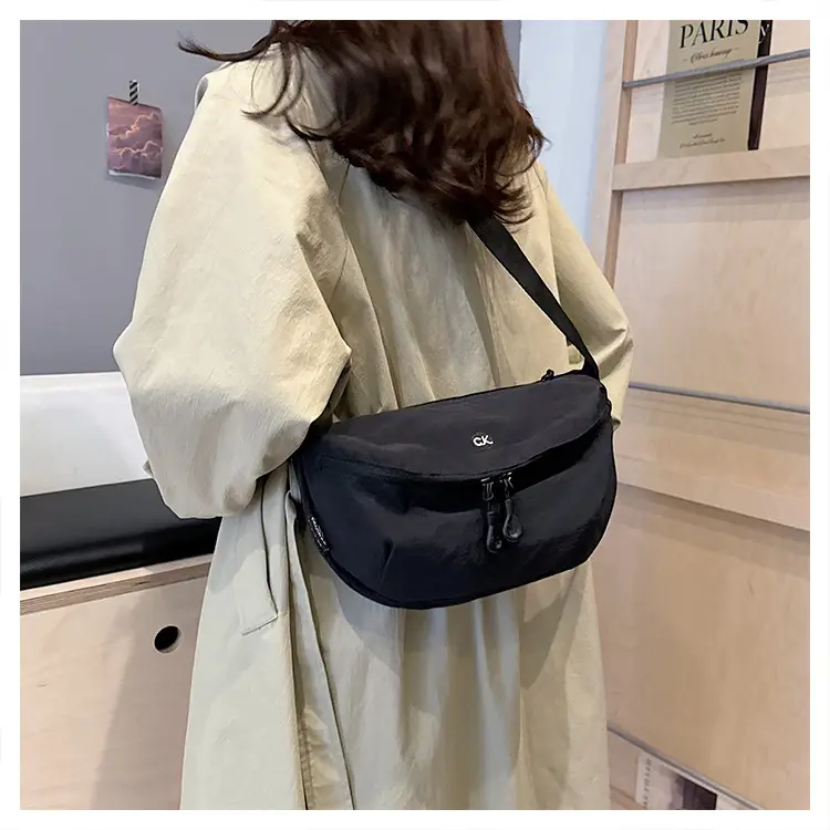 Ultra-light Portable Women's Shoulder Crossbody Bag Black — feature 44