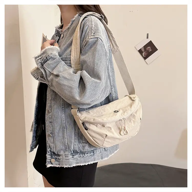 Ultra-light Portable Women's Shoulder Crossbody Bag Black — feature 49