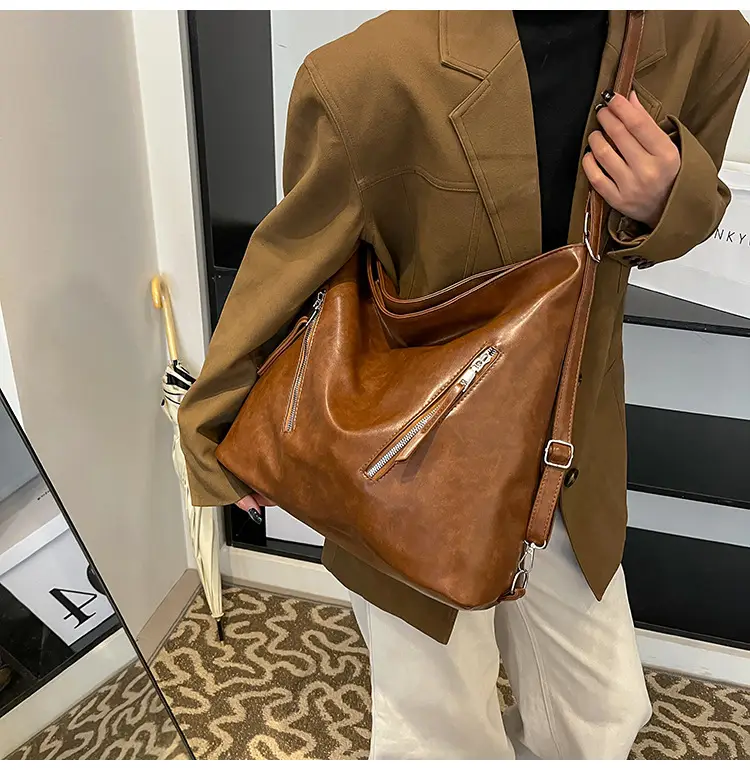 Vintage Brown Leather Shoulder Bag for Women — feature 12
