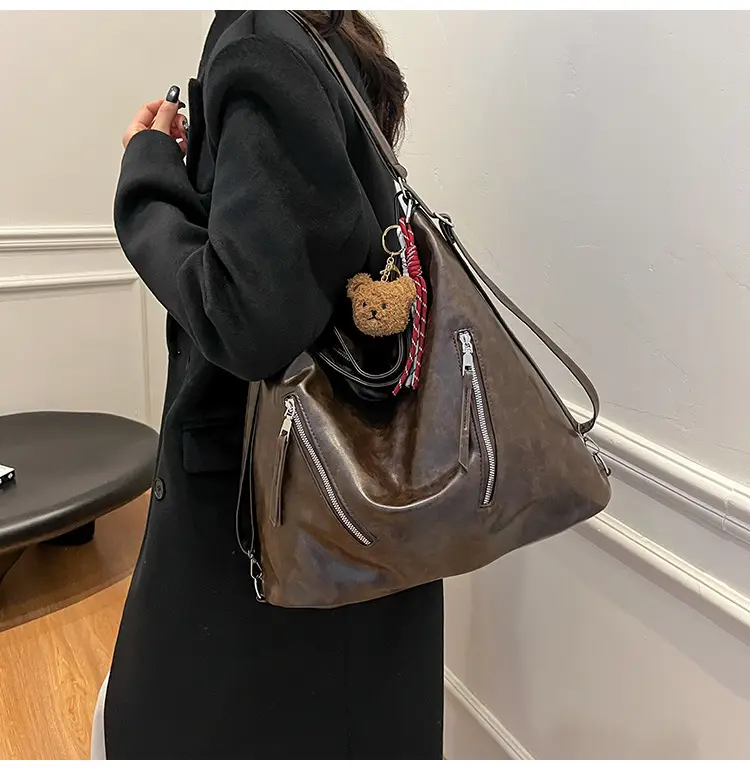 Vintage Brown Leather Shoulder Bag for Women — feature 5