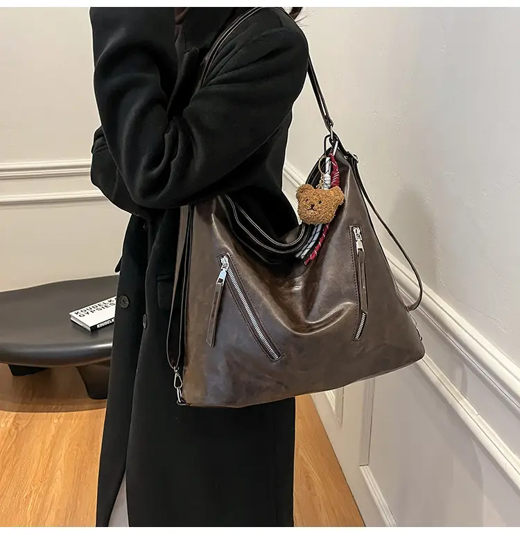Vintage Brown Leather Shoulder Bag for Women — feature 6
