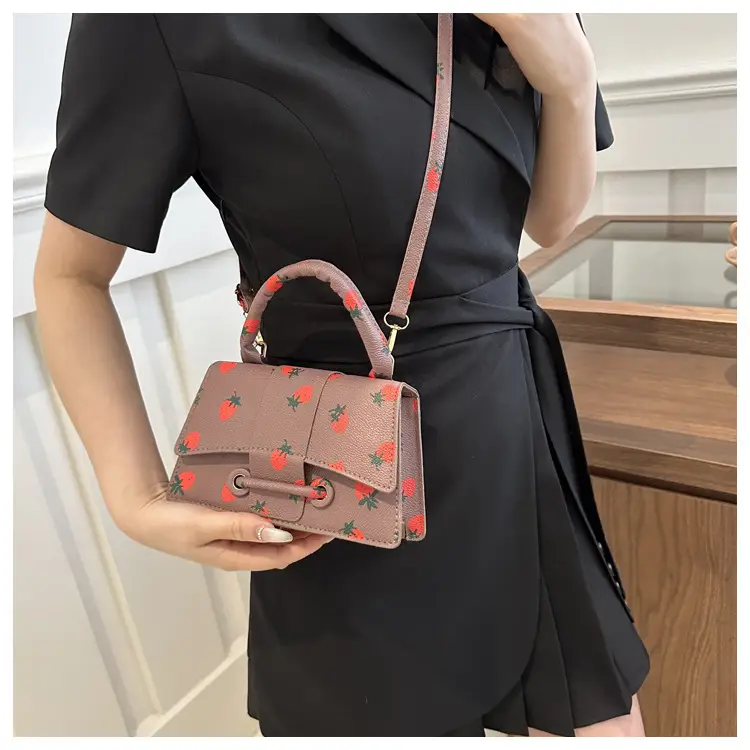 Cute Strawberry Printed Crossbody Bag Women 2024 — feature 14