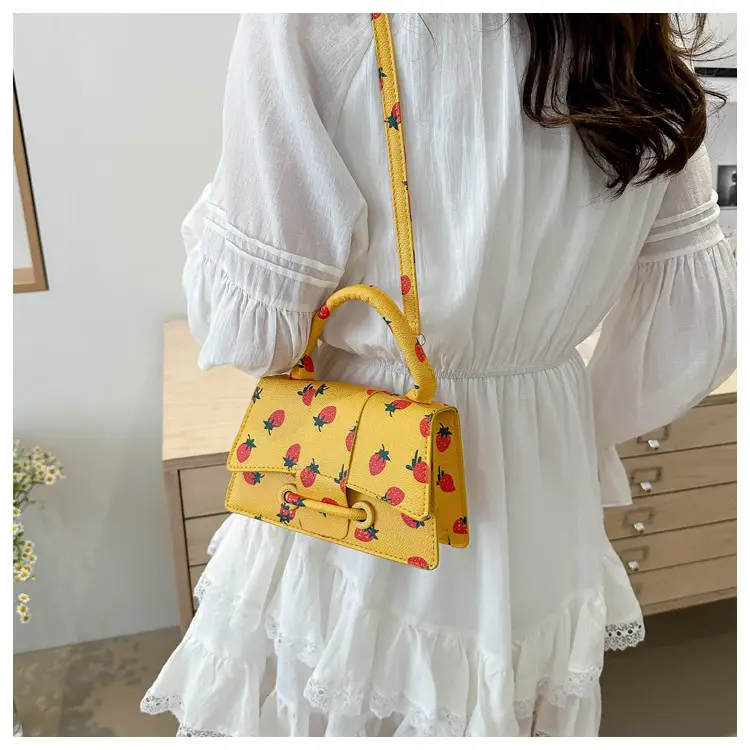 Cute Strawberry Printed Crossbody Bag Women 2024 — feature 20